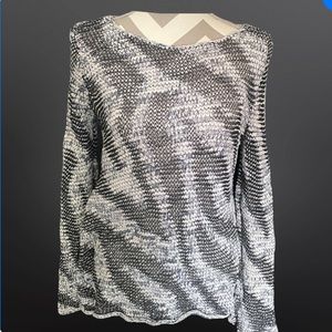Gorgeous black n gray knitted sweater top